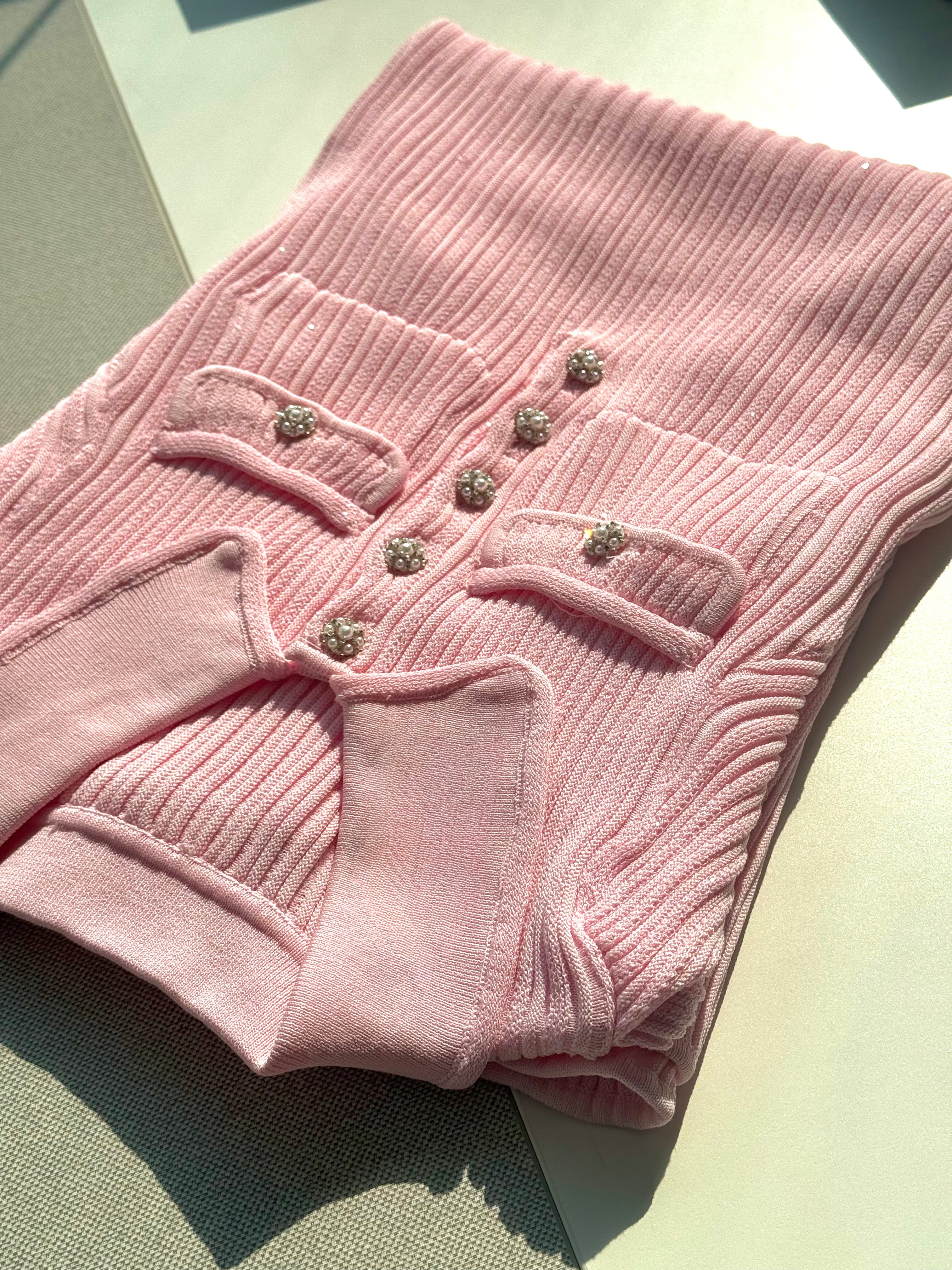 Rosa Empire Elegant Pink Ribbed Knit Mini Dress